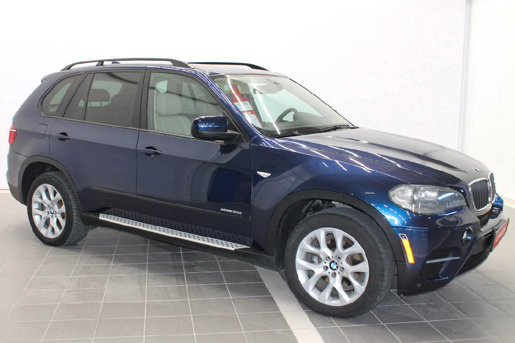 BMW X5 2010 года